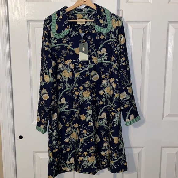 Tuckernuck Night Bloom Twiggy Dress With Green Trim And Gold Buttons - Picture 3 of 9